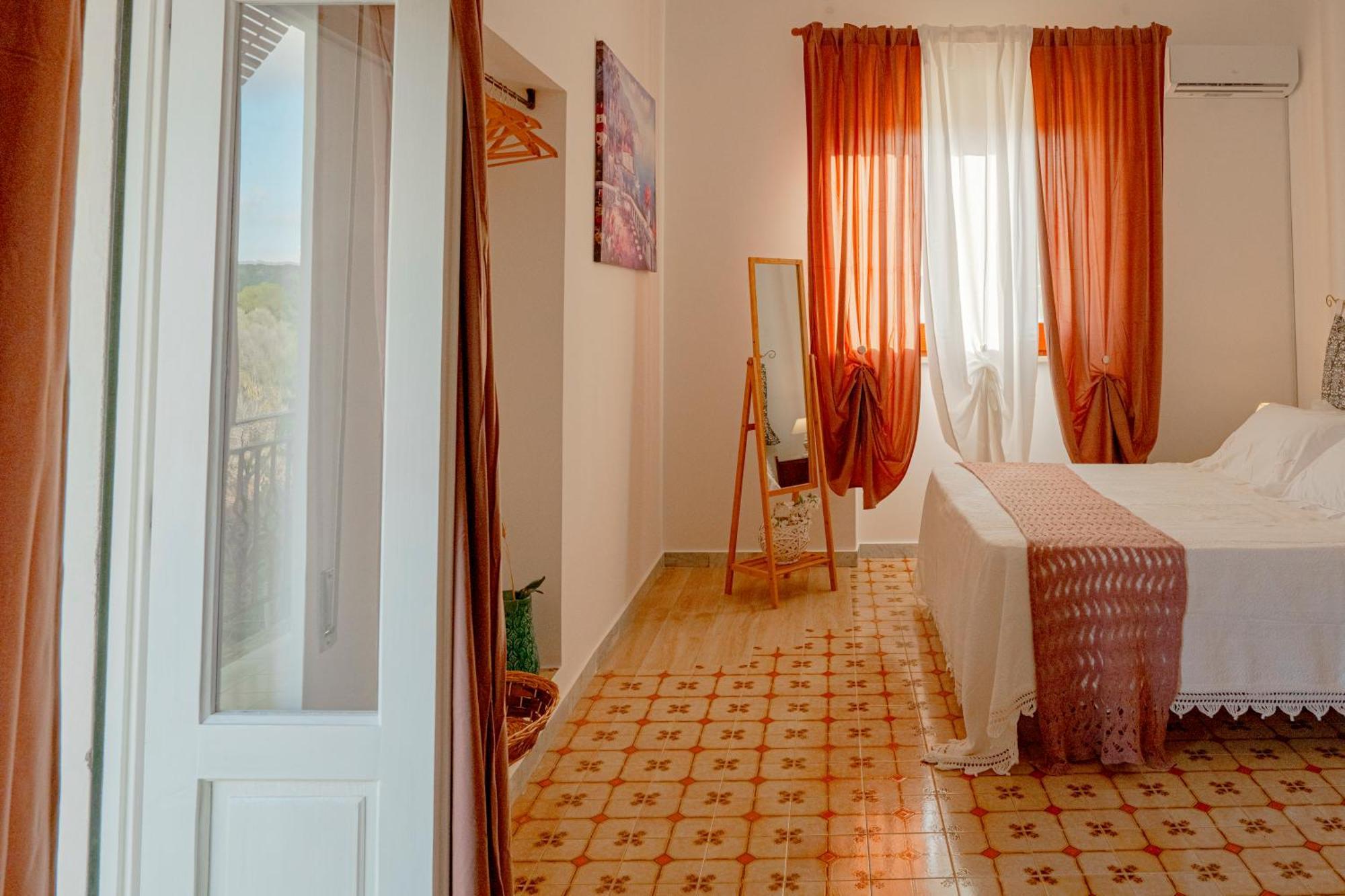 דירות Villa Castelli La Nicchia מראה חיצוני תמונה